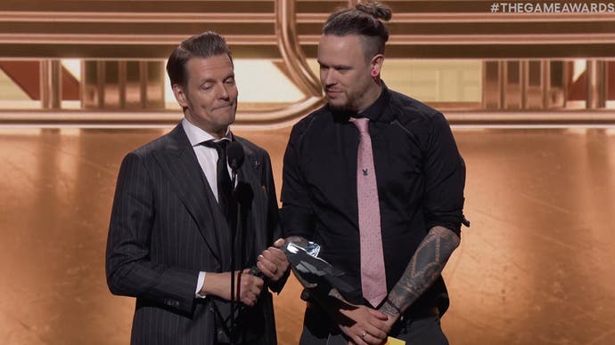 Sam Lake accepting the Best Direction award for Alan Wake 2 at The Game Awards 2023.
