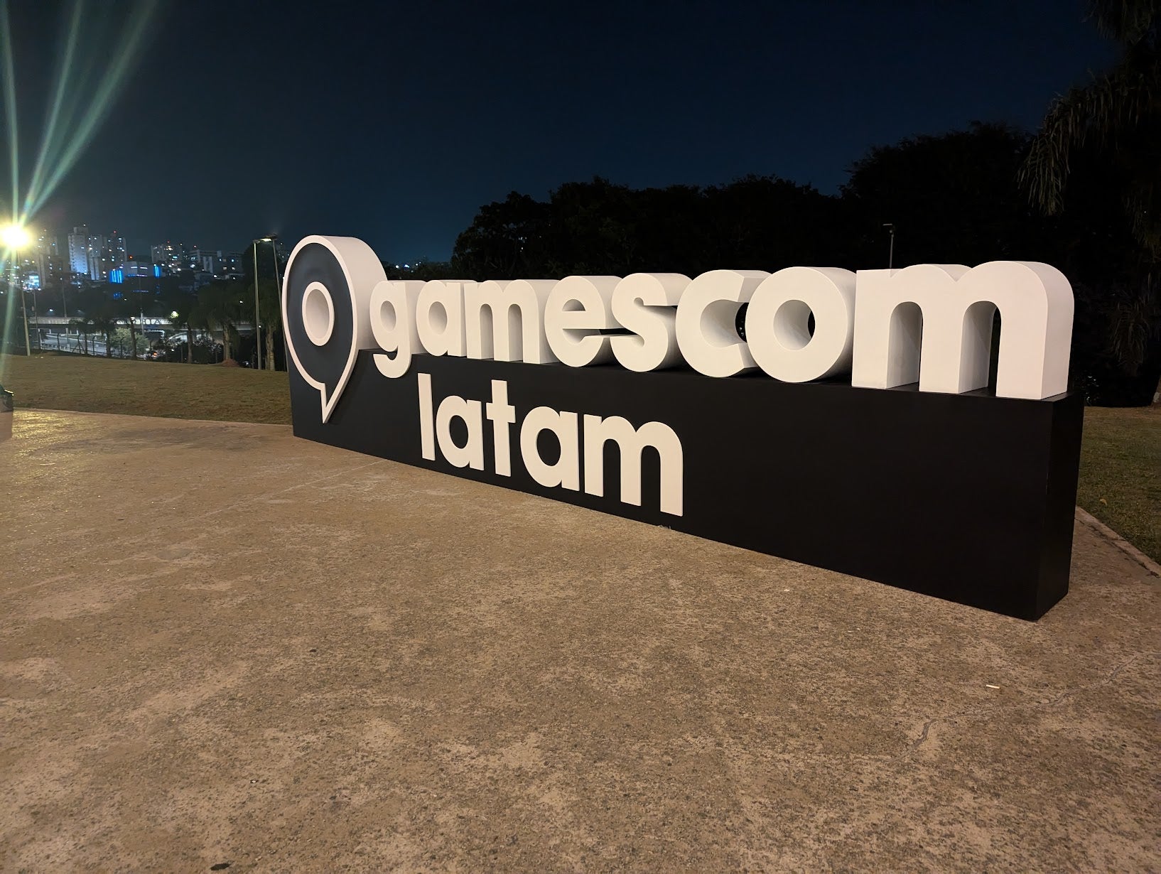 Taken on the end of opening night, the physical logo for Gamescom Latam. - 3