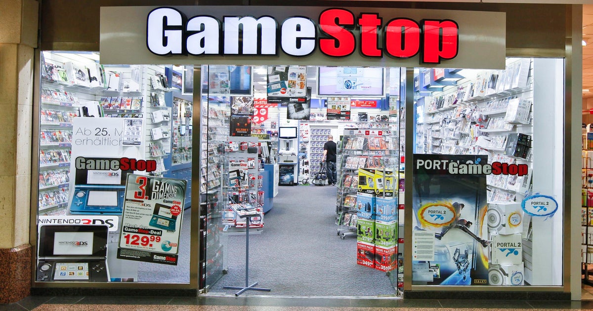 GameStop reportedly shuts hundreds of US stores as CEO strives for $35bn pay packet GameStop reportedly shuts hundreds of US stores as CEO strives for $35bn pay packet