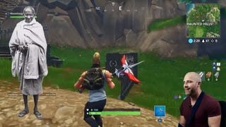 Fortnite - Simon Miller tries to complete the shoot clay pigeons challenge with a broken collarbone
