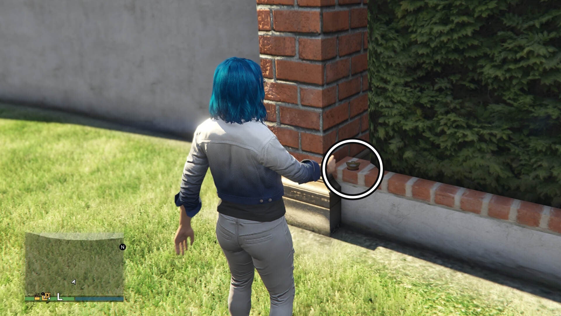 gta online yuanbao thirty four location on wall inside house garden in richman glen