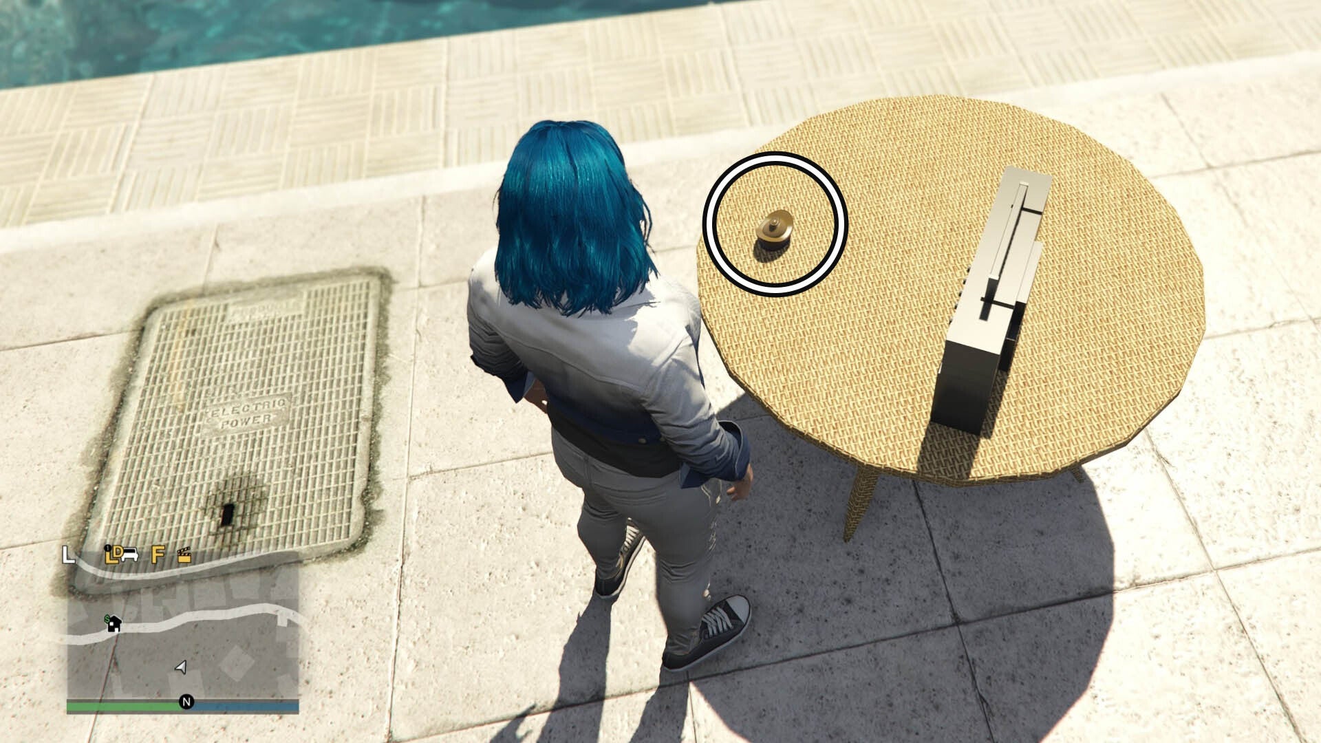 gta online yuanbao twenty four location on table by radio near pool vinewood hills
