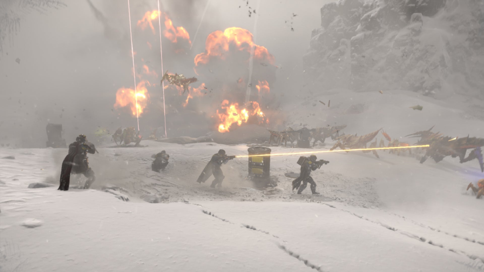 Some players in a firefight in Helldivers 2.