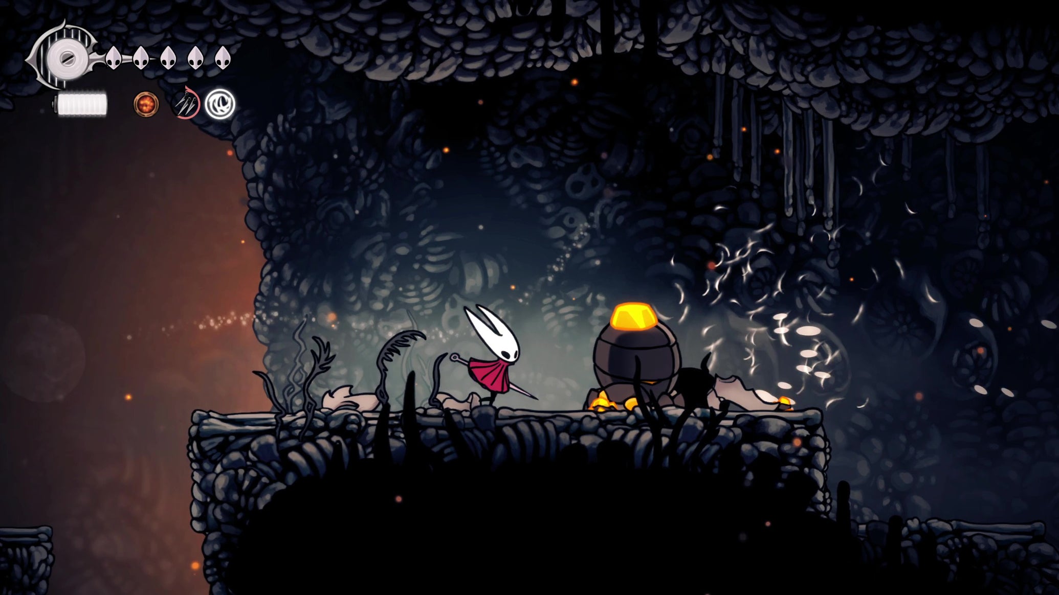 Hornet and a Flintbeetle about to fight in Hollow Knight Silksong. - 1