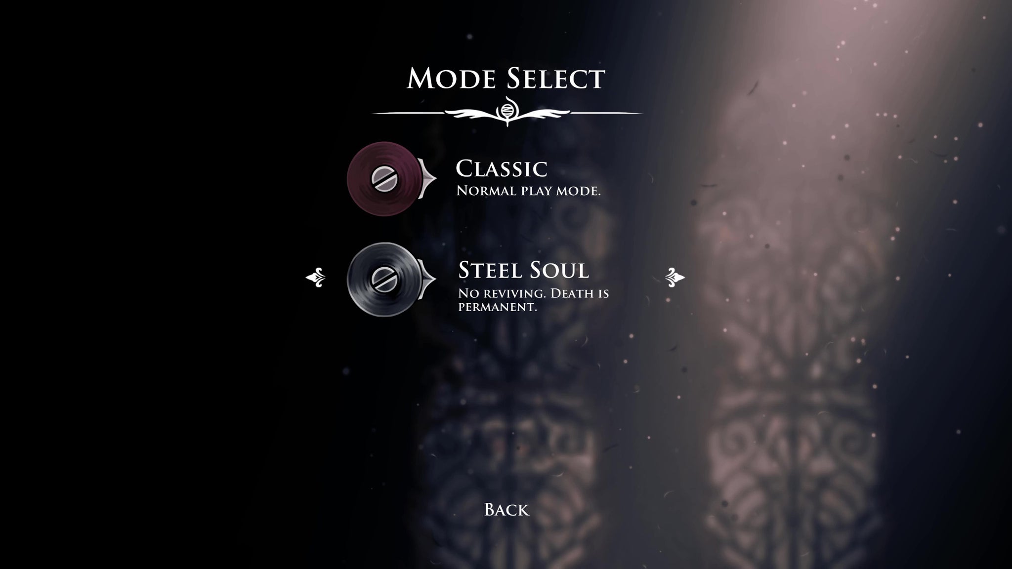 Selecting Steel Soul or Classic modes in Hollow Knight Silksong. - 4