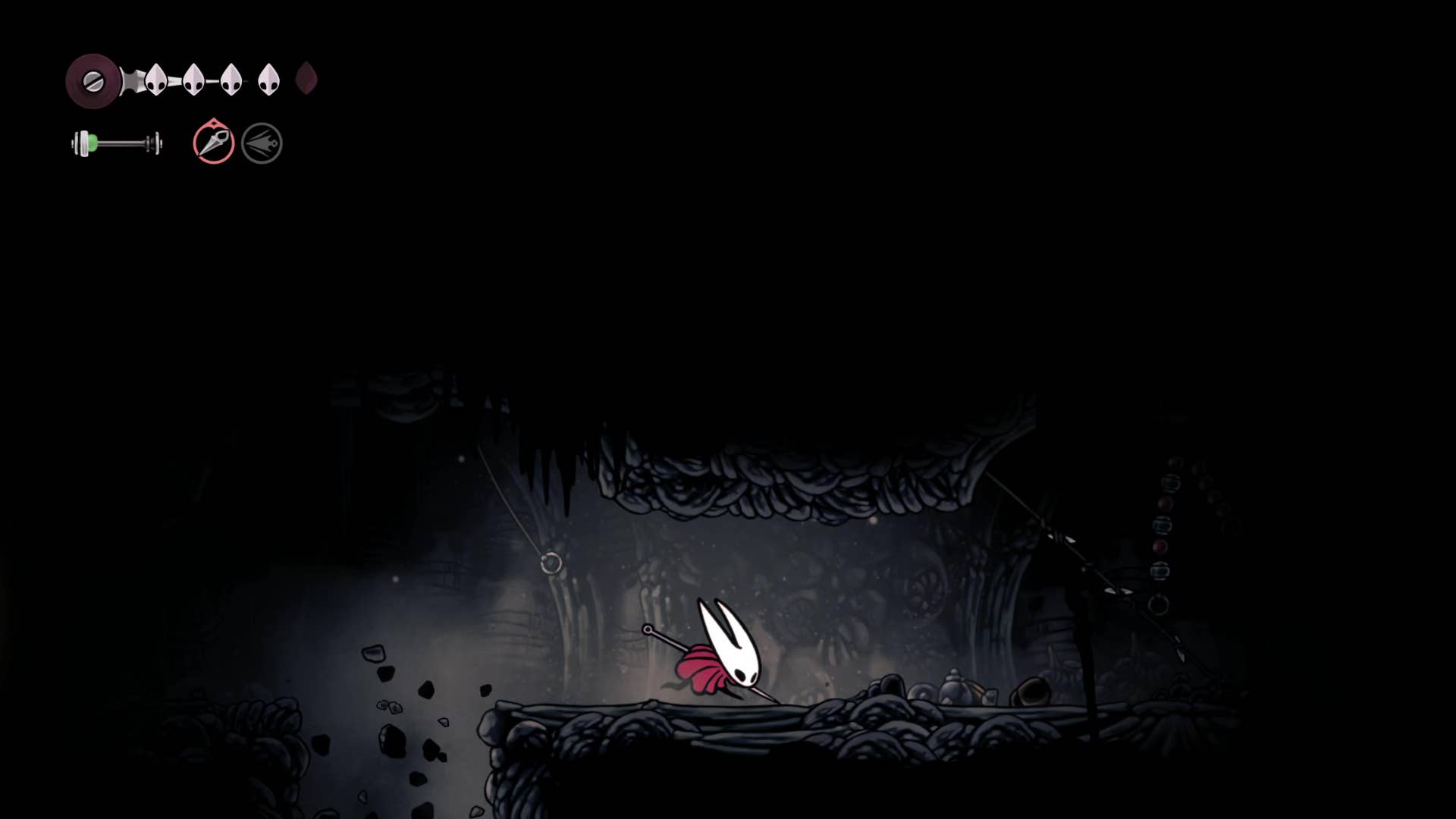 Hollow Knight screenshot: Silkson shows his way into the Wanderer's Chapel.