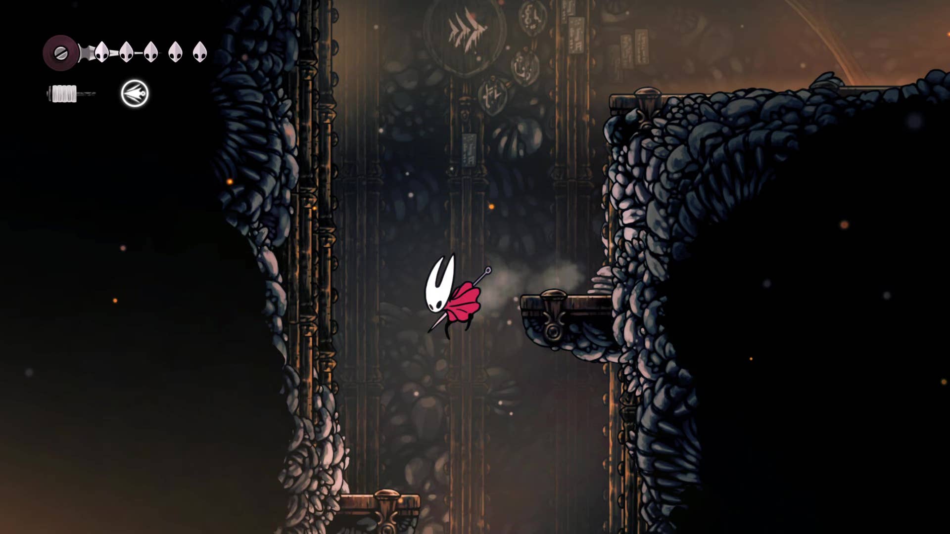 Hollow Knight screenshot: Silksong shows the path through a deep dock.