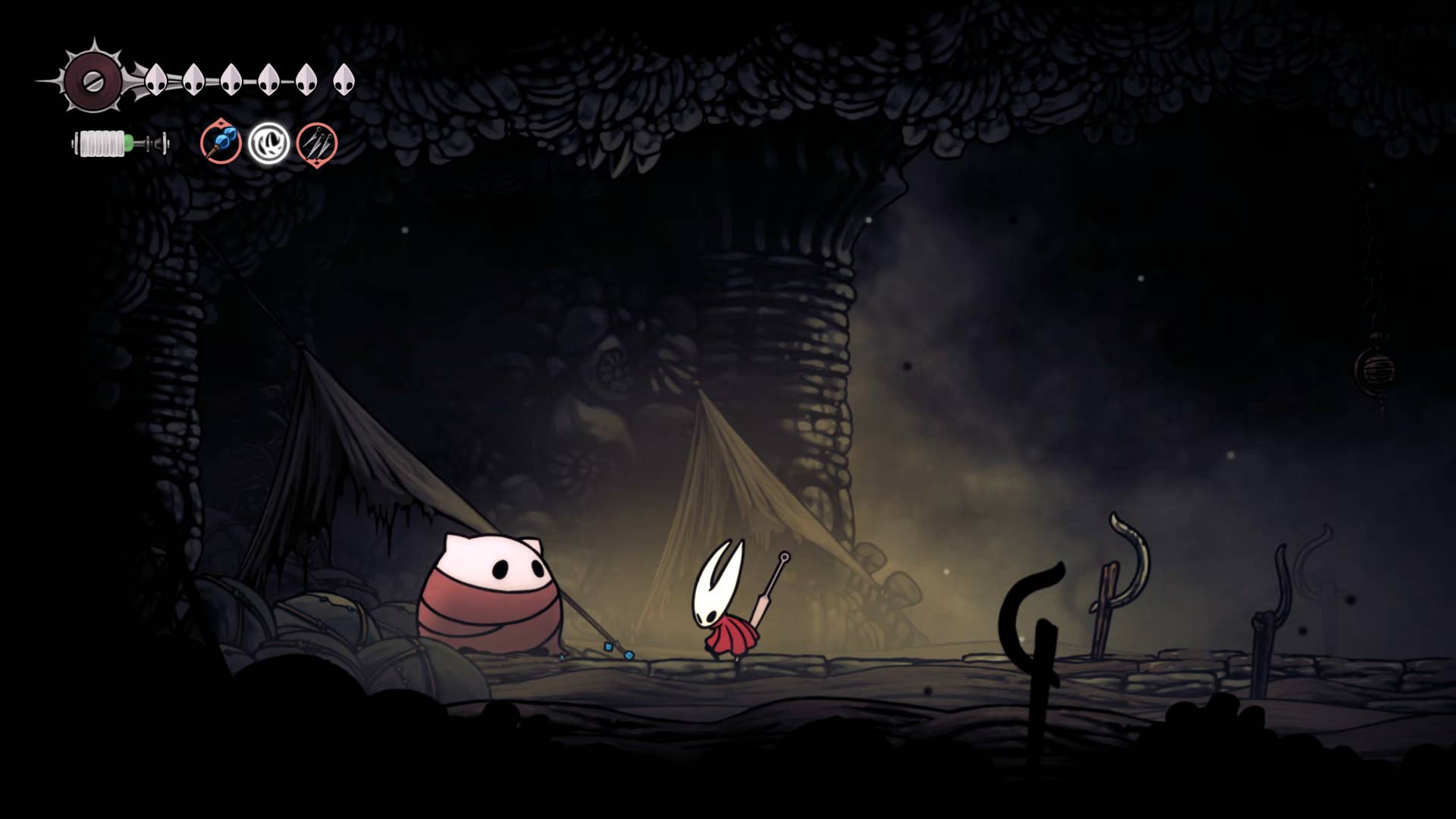 Screenshot of Hollow Knight: Silkson showing a pass through the blown up step.