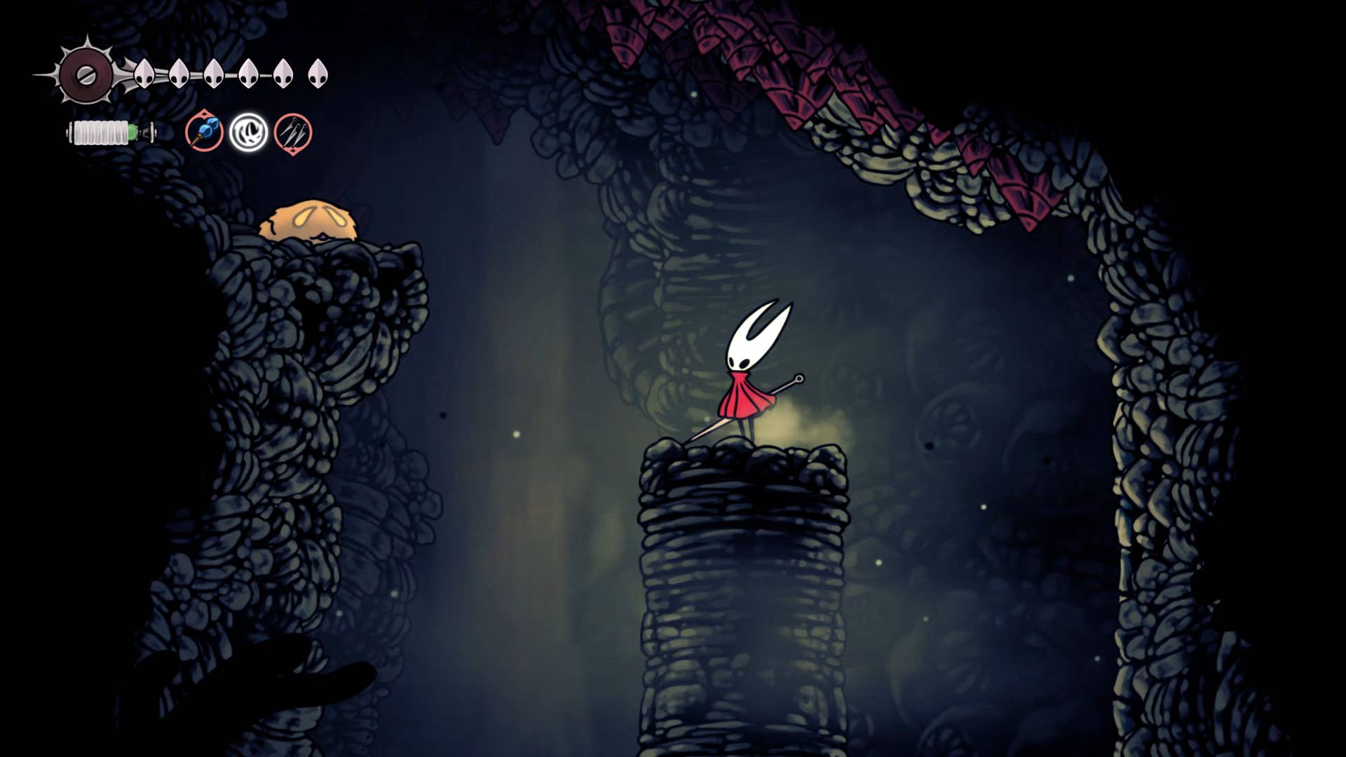 Screenshot of Hollow Knight: Silkson showing a pass through the blown up step.