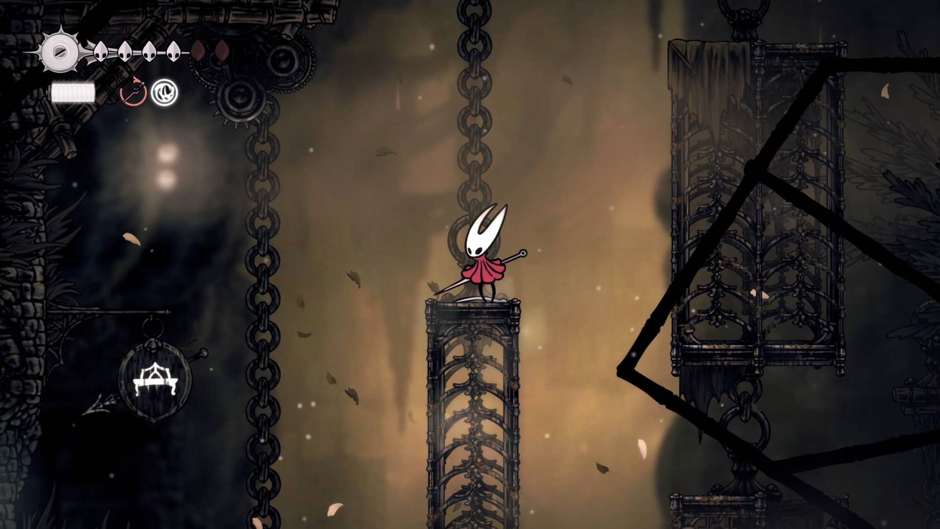 Hollownight screenshot: Silkson showing the path through the thinner path.