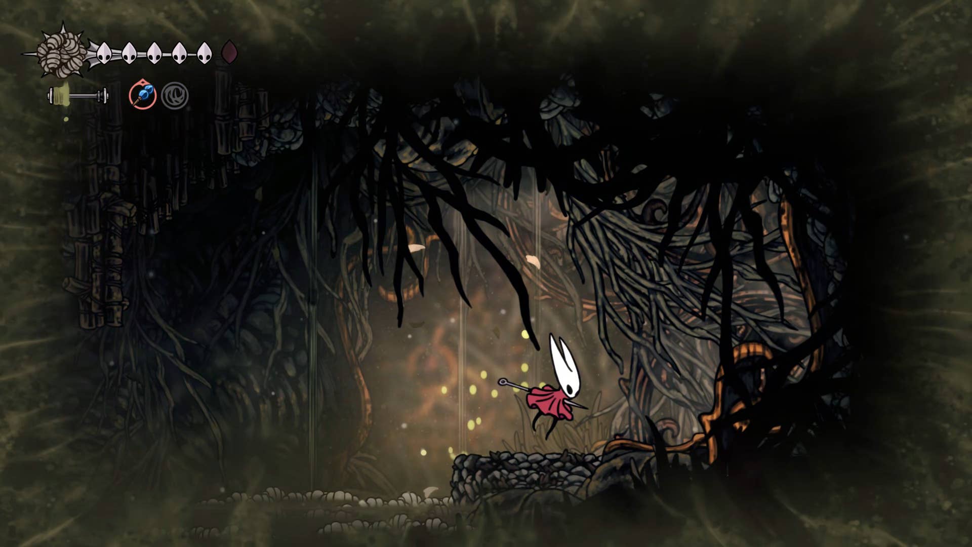Hollownight screenshot: Silkson showing the path through the thinner path.
