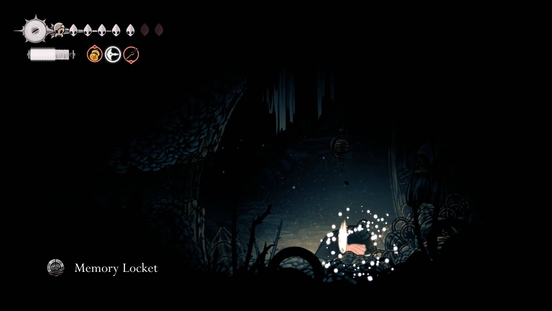 Screenshot of Hollow Knight: Silkson showing a path through the slab.
