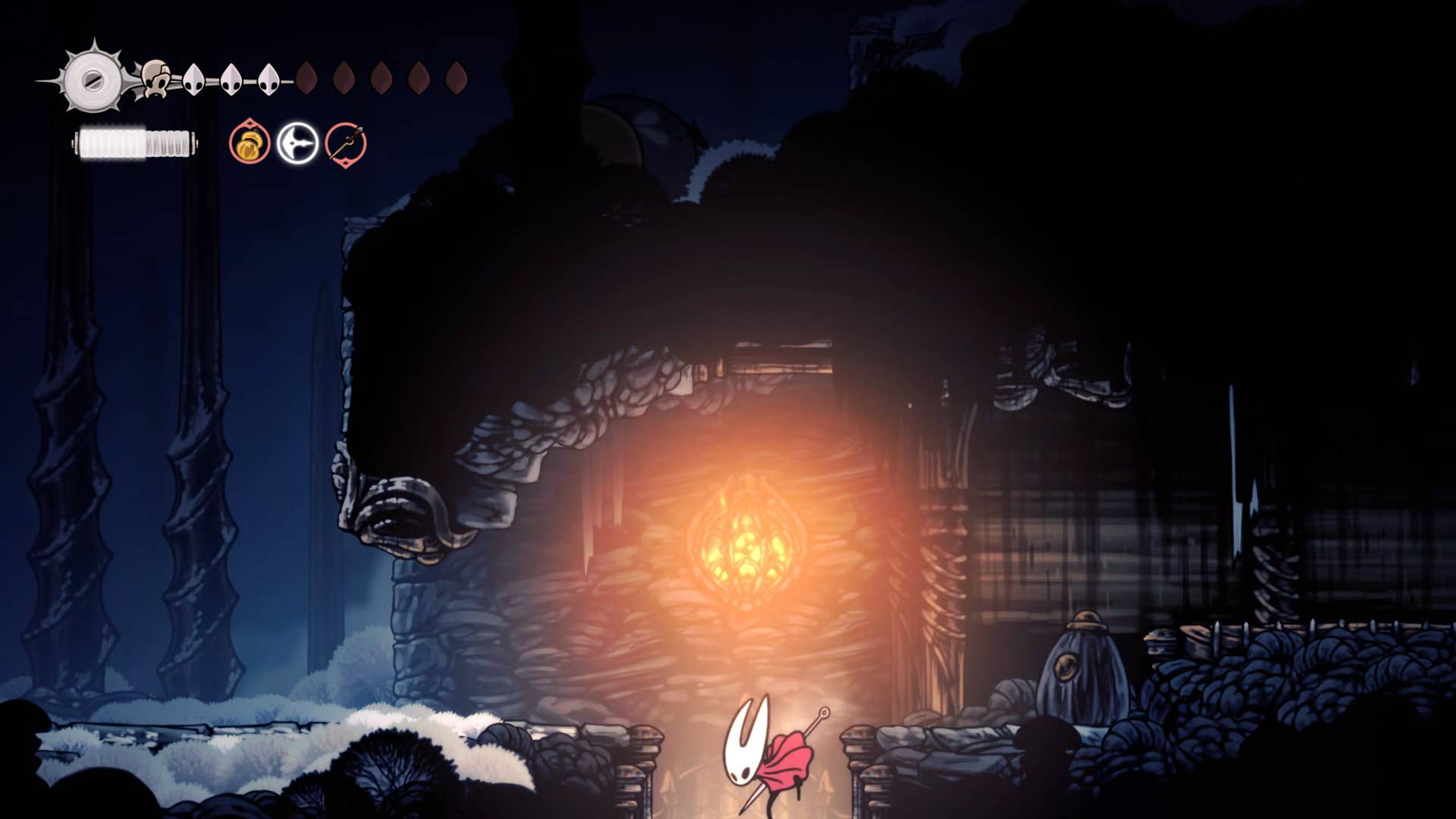Screenshot of Hollow Knight: Silkson showing a path through the slab.