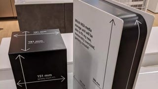 IKEA plaatst kartonnen modellen van PS5 en Xbox Series X in zijn winkels