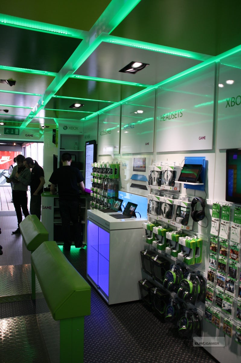 Inside GAME's tiny Xbox-only shop, with pictures! | Eurogamer.net