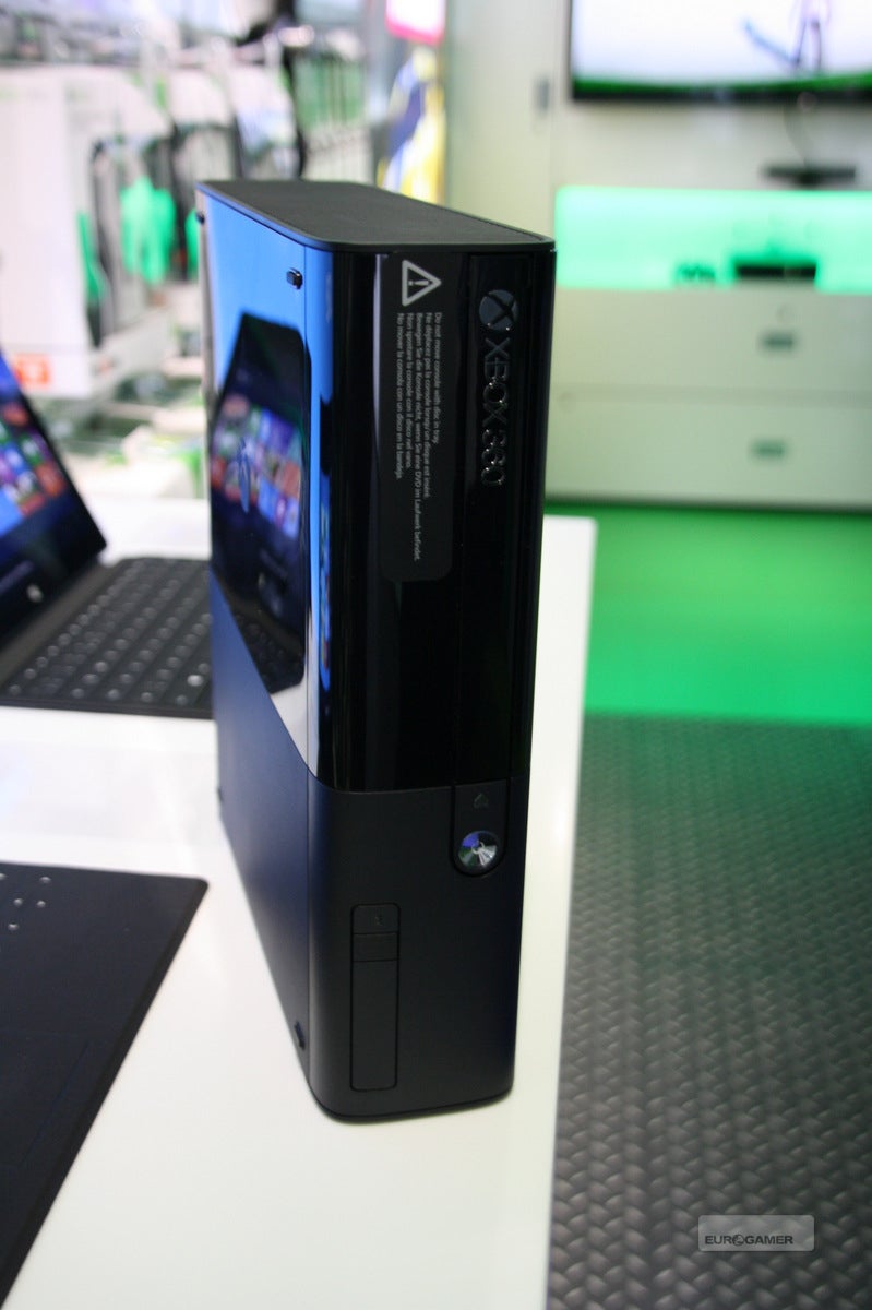 Inside GAME's tiny Xbox-only shop, with pictures! | Eurogamer.net