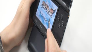 Kid Icarus: Uprising prompts development of 3DS hands-free stand
