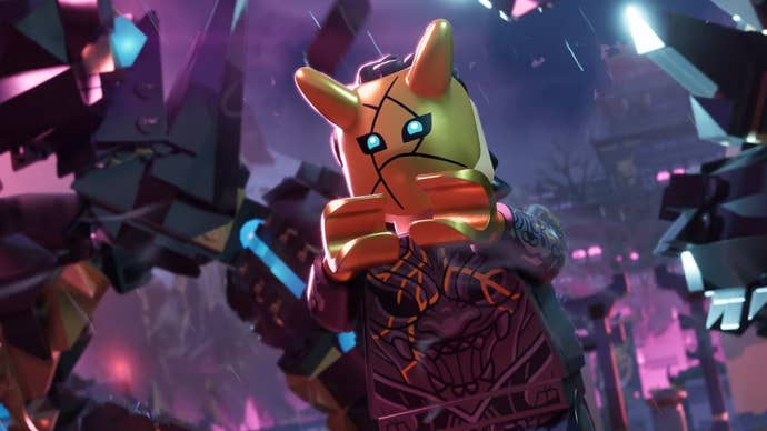 A horned golden disguise wearing Lego quality stood looking somewhat evil, 2 larger Lego creatures either broadside of him.