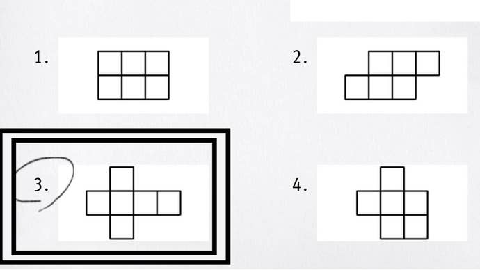 Like a Dragon Infinite Wealth, the net for making a Cube has been chosen in the bottom left corner.