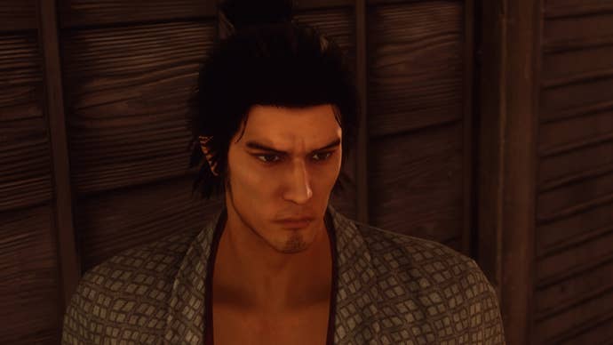 Like a Dragon Ishin, Ryoma is unimpressed