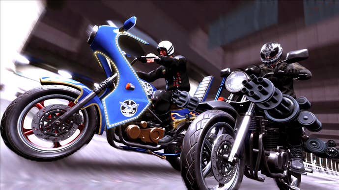 Lost Judgment’s Yagami lines his blue motorbike up against a rival whose motorbike sports a mini-gun on its side.