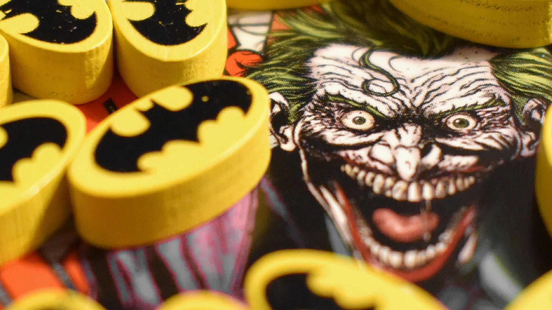 Love Letter Batman quick board game photo