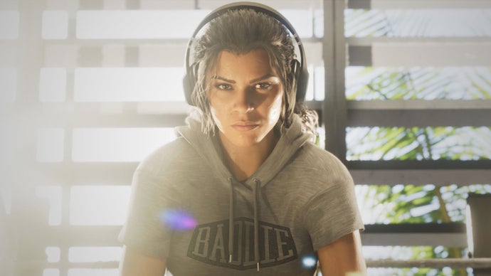 For the first time in the series, Grand Theft Auto 6 lets you use headphones to listen to radio stations and podcasts
