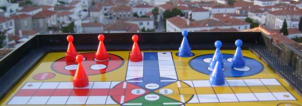 7-in-1 Magnetic Family Game: Ludo