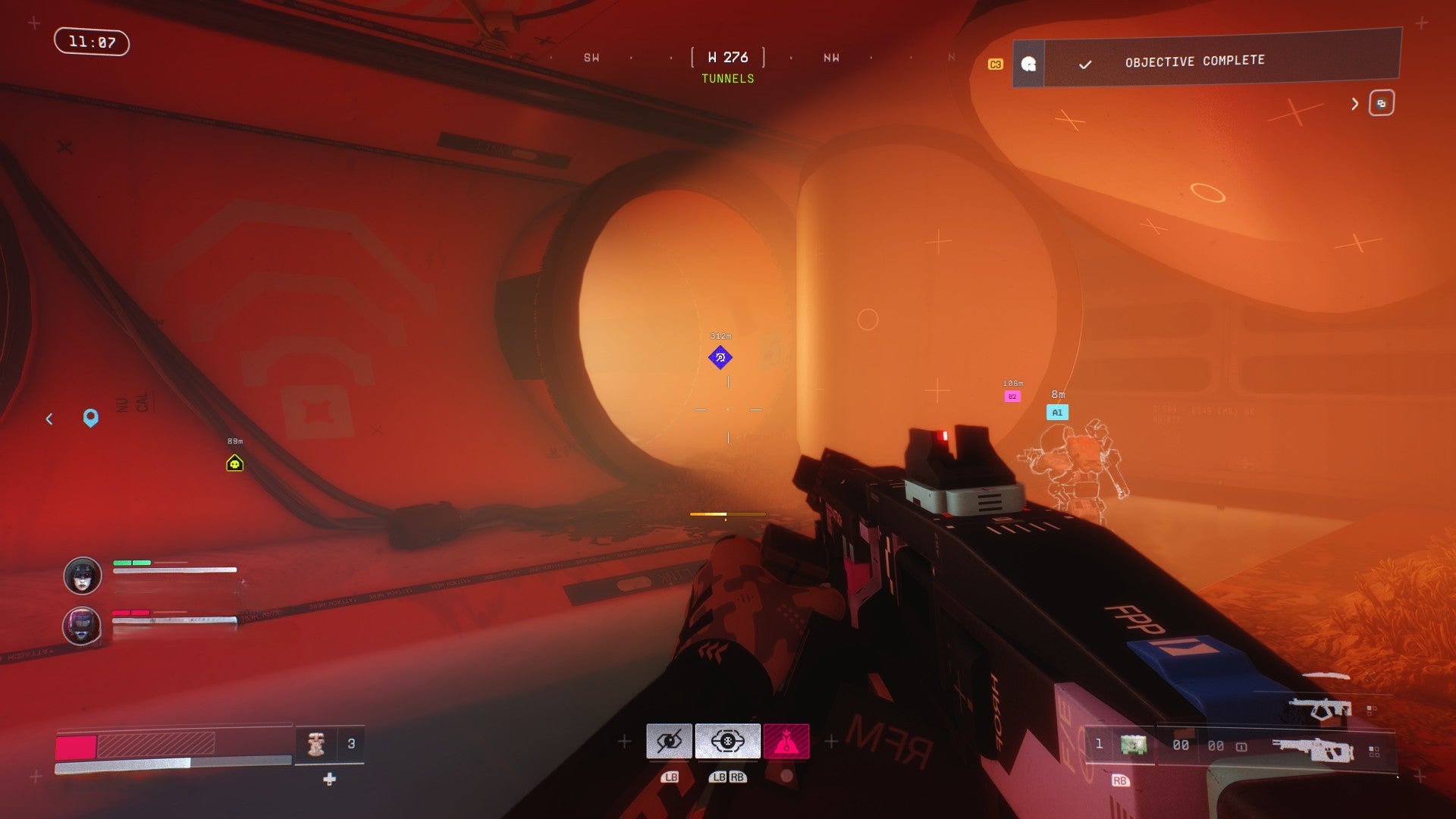 Marathon screenshot showing the inside of an orange tunnel