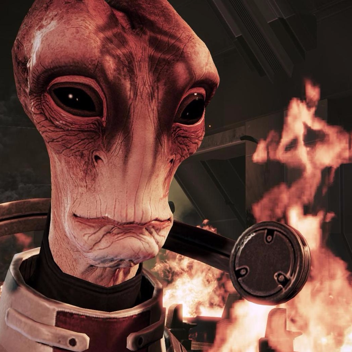 Volgogradning eski fohishalari Lena Leninaning yalangoch kokraklari