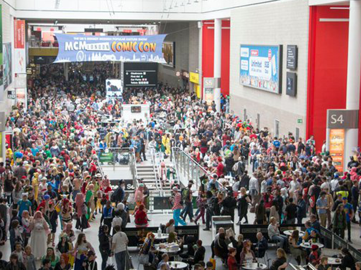 Comic Con Sampling Comic Con Crowd