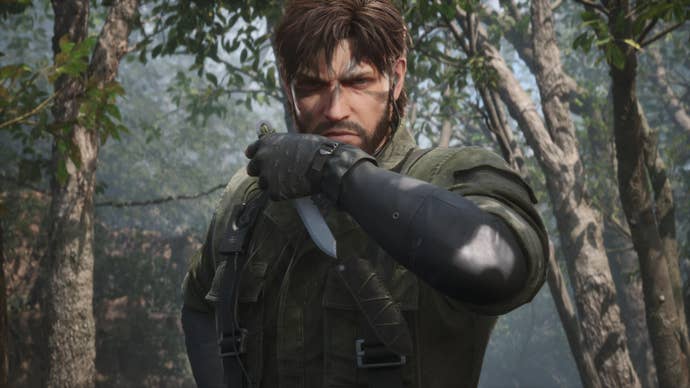 Naked Snake drawing a combat knife in Metal Gear Solid Delta: Snake Eater.