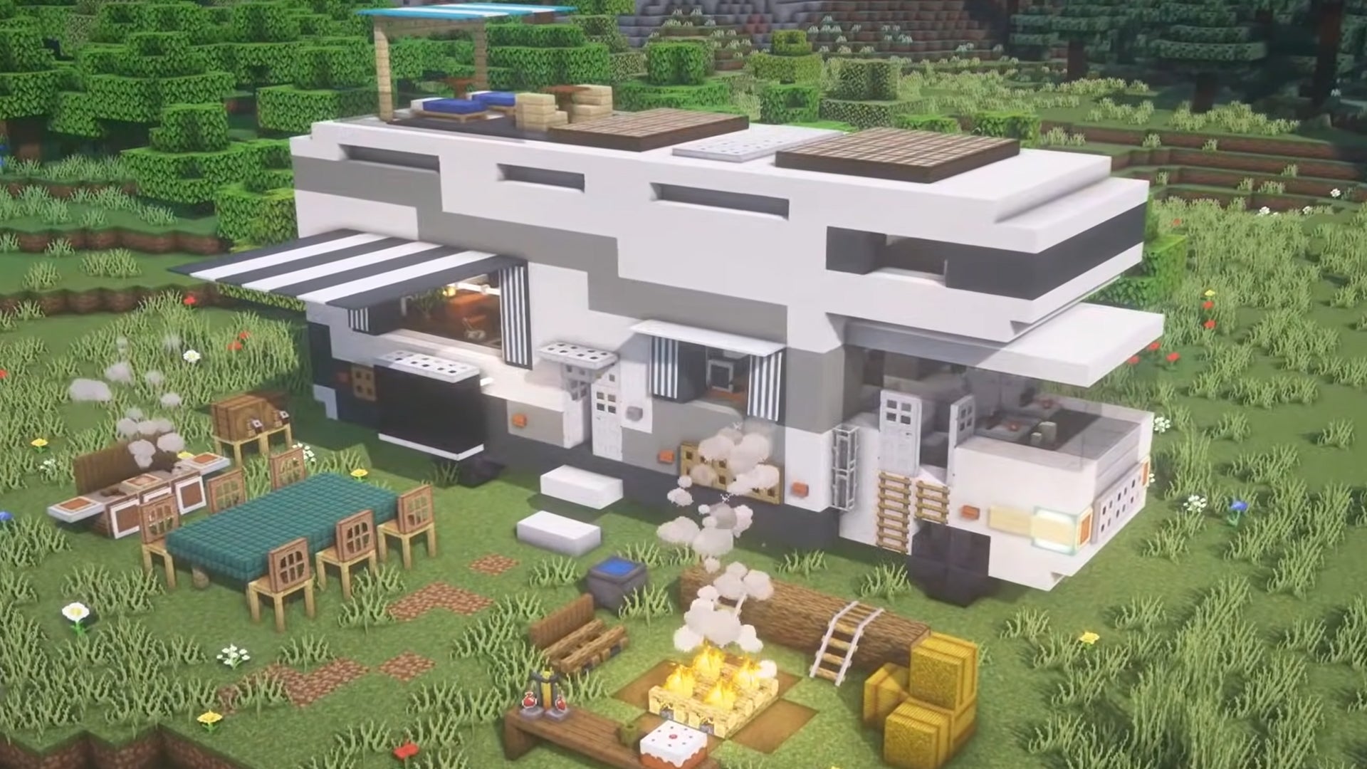 Screenshot of a Minecraft Camper Van build by IrieGenie on YouTube. - 33