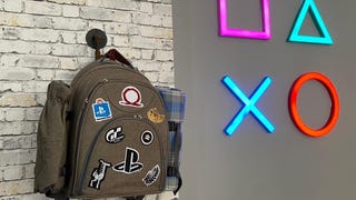 Passatempo: Ganha um código de Returnal e uma mochila de piquenique da PlayStation