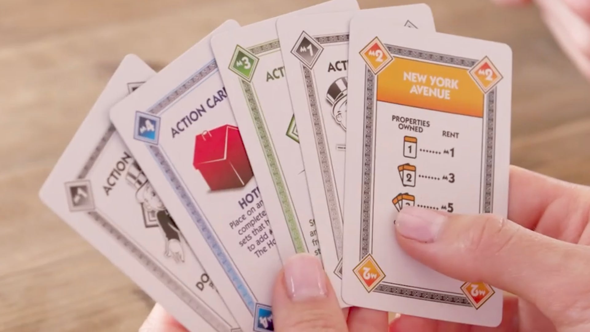 monopoly deal card sleeves Caixa para Jogo Monopoly Deal Sleeve