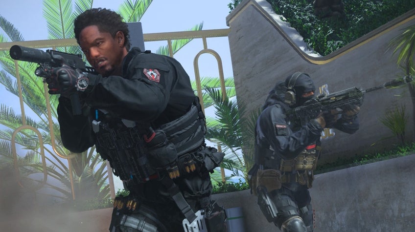 Two Operators in a Multiplayer match in Modern Warfare 3.