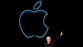 Apple e la causa da $7 miliardi di dollari: la mela morsicata minaccia di abbandonare il mercato inglese
