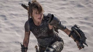 Monster Hunter: Milla Jovovich in una immagine con le iconiche Dual Blades. Ecco perché le userà nell'imminente film