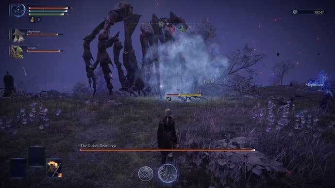Fighting a big spider with little spider mates in Elden Ring Nightreign.
