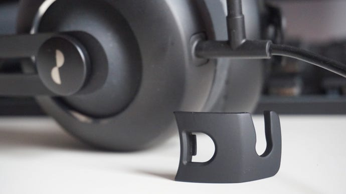 A photo of the Nuraphone’s Gaming Microphone