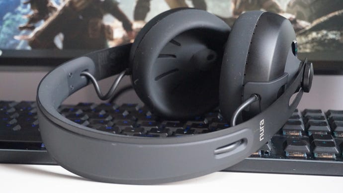 A photo of the Nuraphone’s Gaming Microphone