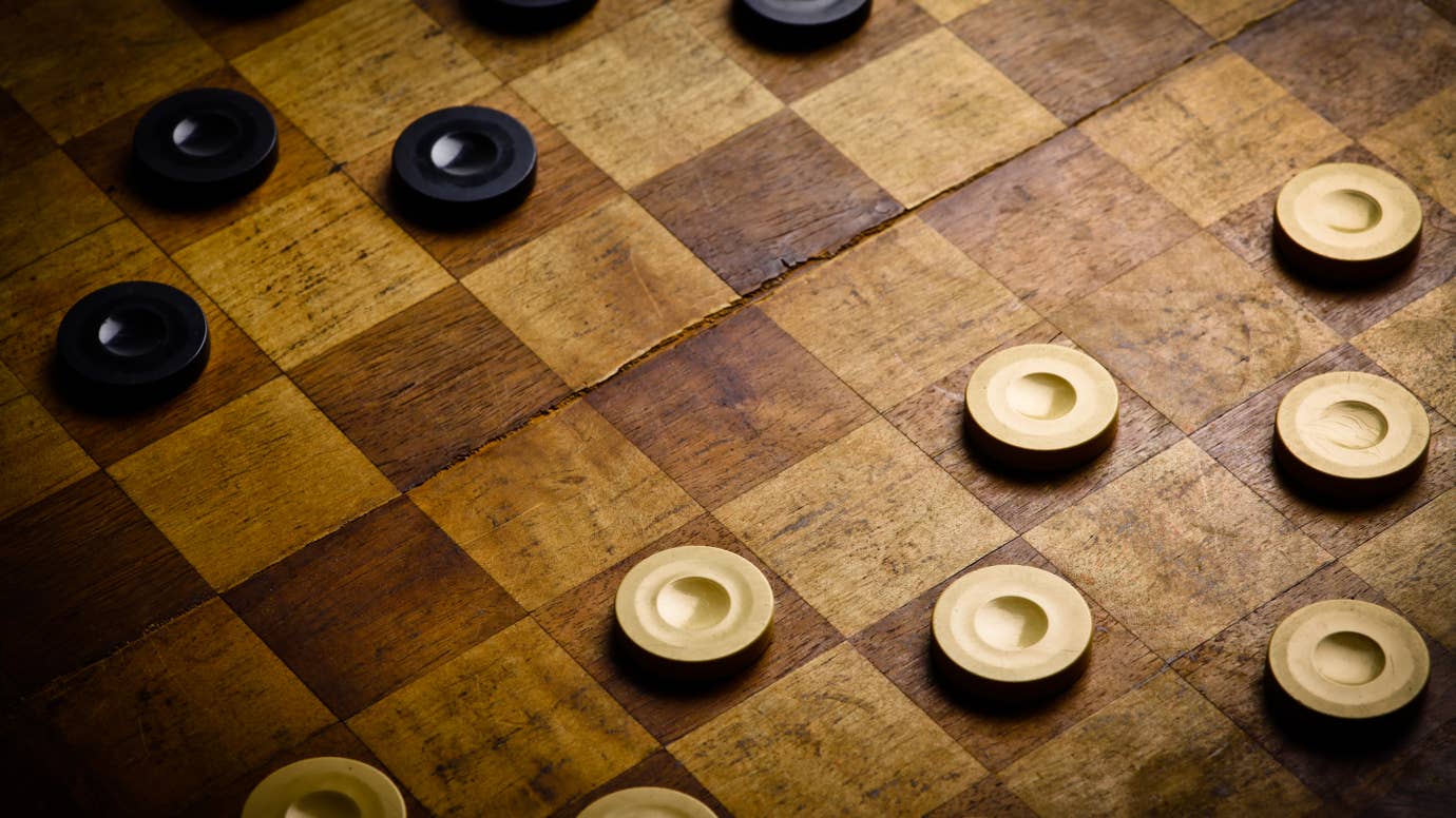 Checkers Problems How to play Checkers: Draughts rules and jumps explained | Dicebreaker