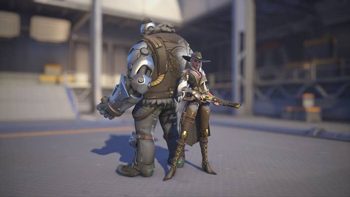 Ashe models her Overwatch 1 skin in Overwatch 2.
