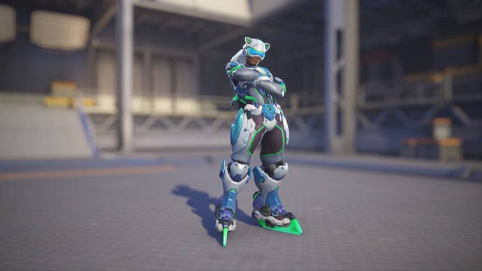 Lúcio models his Snow Fox skin in Overwatch 2.