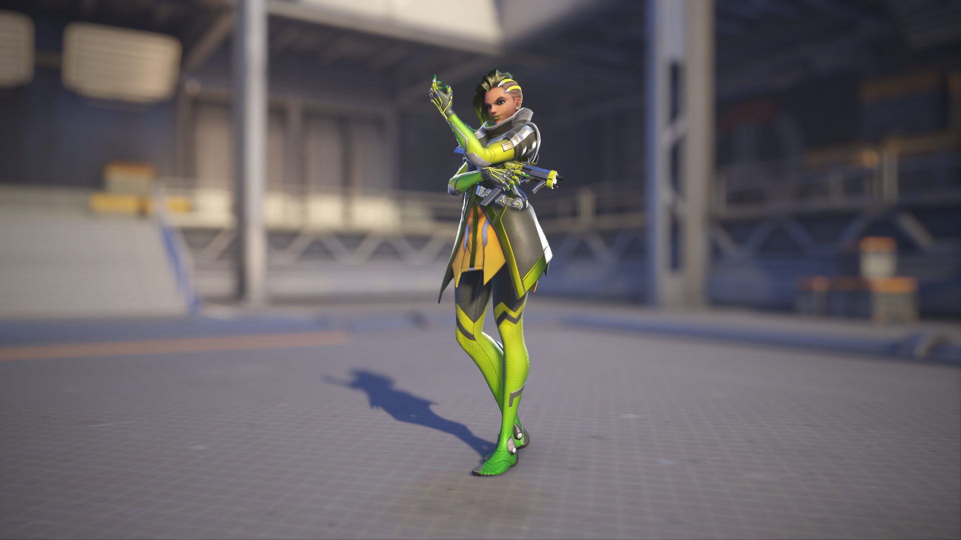 Sombra models her Cidro skin in Overwatch 2.