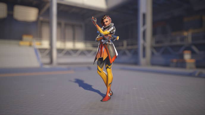Sombra models her Incendio skin in Overwatch 2.
