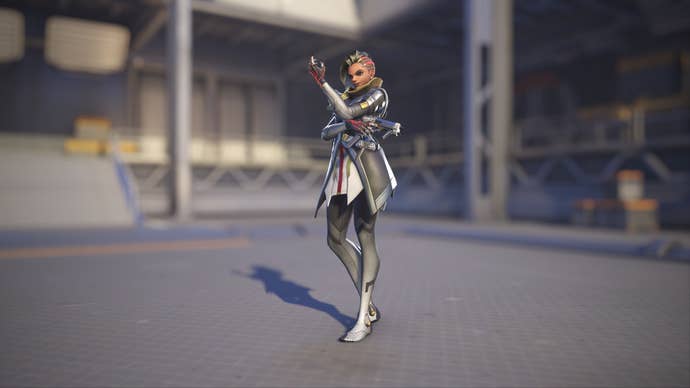 Sombra models her Noche skin in Overwatch 2.