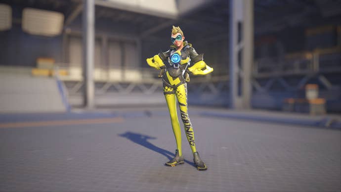 Tracer models her Lightning skin in Overwatch 2.