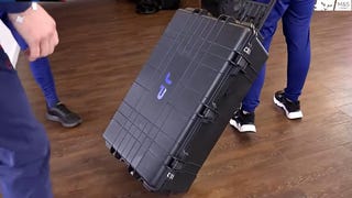 Angielski piłkarz zabrał na mundial komputer w walizce, żeby grać w Fortnite