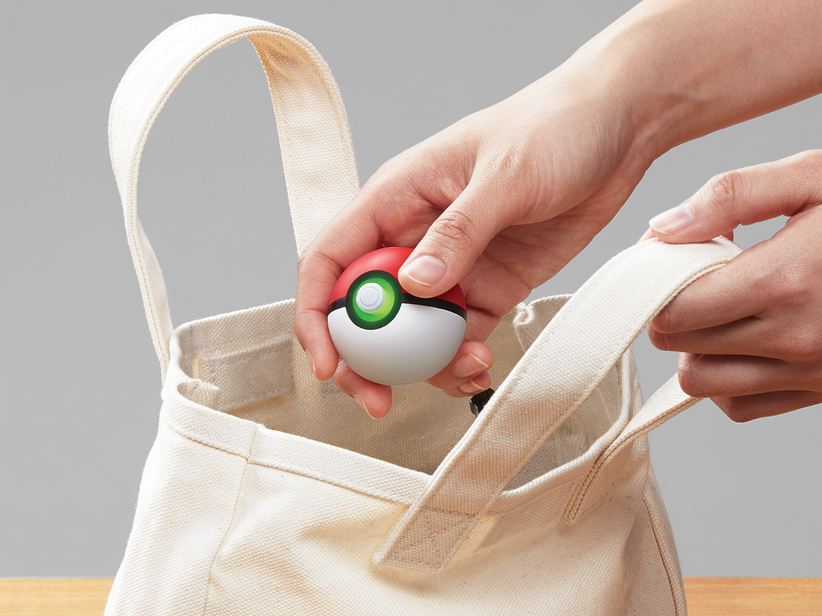 Pokeball plus discount